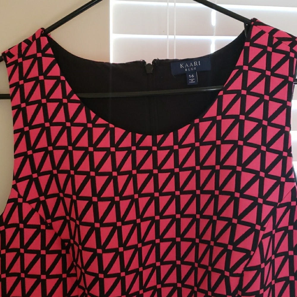 Dress - Picture 2 of 2